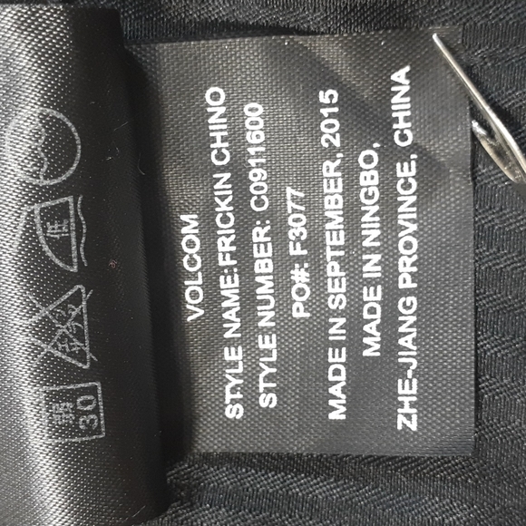 Volcom Frickin Chino Flat Front Shorts Size 30 - Picture 12 of 15